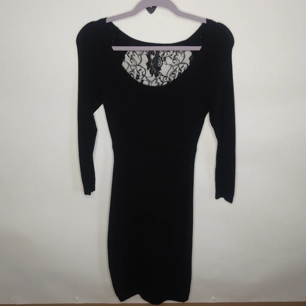 Guess sweater lace dress size medium - Picture 2 of 5